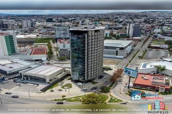Foto de inmueble en Blvd. Adolfo Lopez Mateo, Col. Villas del Juncal C.P. 37180, León