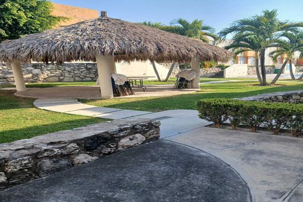 Foto de inmueble en Blvd Alta Tensión, Col. Miguel Hidalgo C.P. 62790, Xochitepec