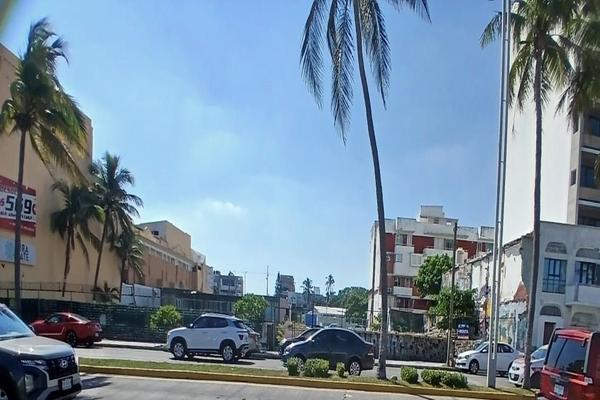Foto de inmueble en Boulevard Ávila Camacho, Col. Ignacio Zaragoza C.P. 91910, Veracruz