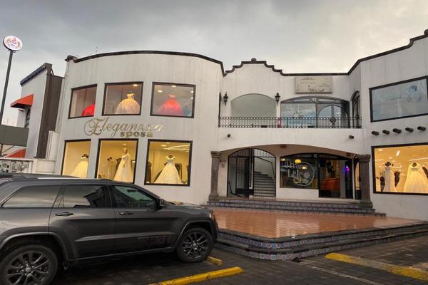 Foto de inmueble en Blvd Bernardo Quintana #27, Col. Jardines de Querétaro C.P. 76020, Querétaro