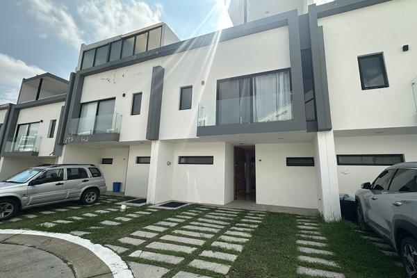 Foto de inmueble en Boulevard Bosques de Santa Anita, Col. Arboleda Bosques de Santa Anita C.P. 45645, Tlajomulco de Zúñiga