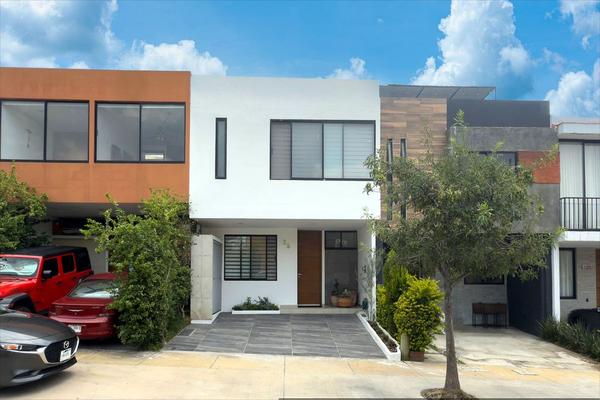 Foto de inmueble en Boulevard Bosques de Santa Anita, Col. El Origen C.P. 45645, Tlajomulco de Zúñiga