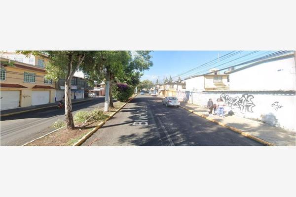 Foto de inmueble en BLVD DE LAS FLORES #14, Col. Villa de las Flores 1a Sección (Unidad Coacalco) C.P. 55710, Coacalco de Berriozábal