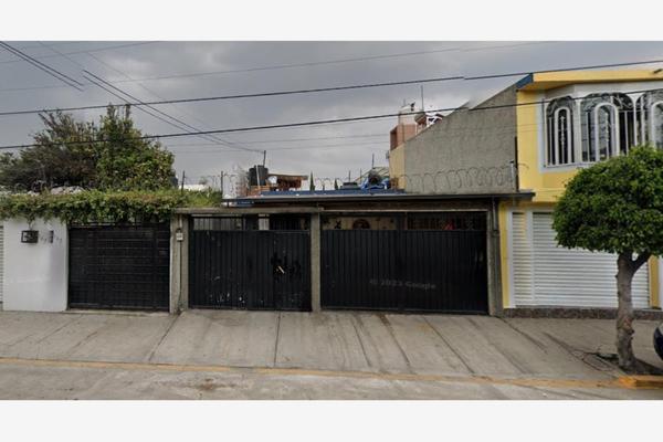 Foto de inmueble en BOULEVARD DE LAS FLORES #143, Col. Villa de las Flores 1a Sección (Unidad Coacalco) C.P. 55710, Coacalco de Berriozábal