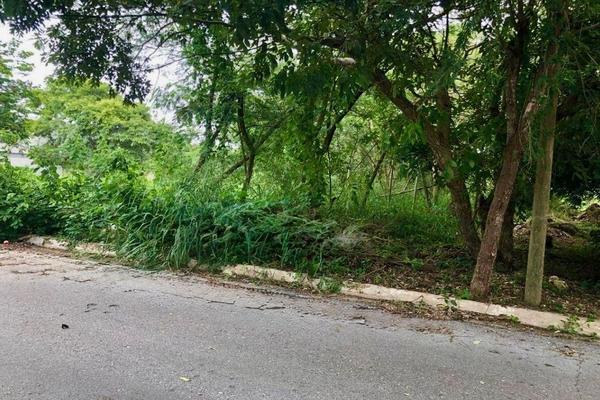Foto de inmueble en boulevard de las lomas, Col. Lomas del Castillo C.P. 24030, Campeche