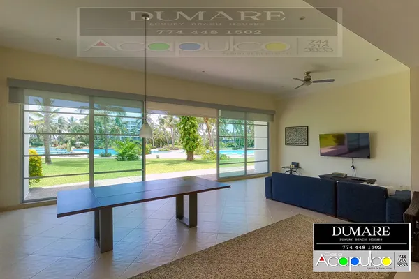 Foto de inmueble en Blvd. de las Naciones #370, Col. La Poza C.P. 39370, Acapulco de Juárez