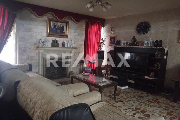 Foto de inmueble en Boulevard de las Rosas, Col. Villa de las Flores 2a Sección (Unidad Coacalco) C.P. 55710, Coacalco de Berriozábal