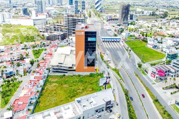 Foto de inmueble en Boulevard de los Reyes 6512, Col. Lomas de Angelópolis C.P. 72830, San Andrés Cholula