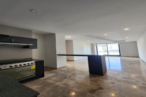 Foto de inmueble en Blvd de los Reyes, Col. San Bernardino Tlaxcalancingo C.P. 72820, San Andrés Cholula
