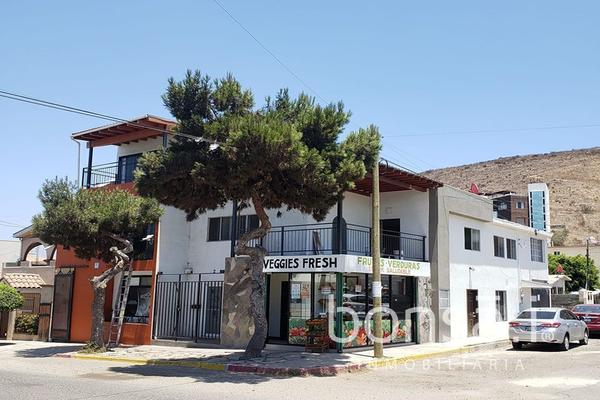 Foto de inmueble en Boulevard Gral. Zertuche, Col. Valle Dorado C.P. 22890, Ensenada