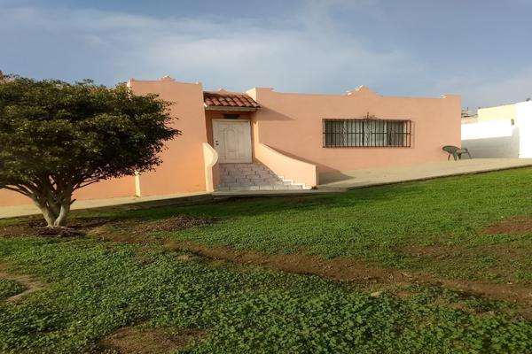 Foto de inmueble en Blvd. Geranios, Col. Las Lomitas C.P. 22810, Ensenada