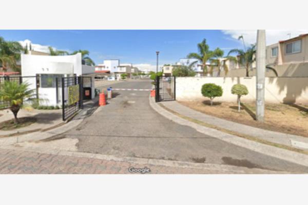 Foto de inmueble en BLVD HACIENDA LA GLORIA #1, Col. Residencial Parque La Gloria C.P. 76177, Querétaro