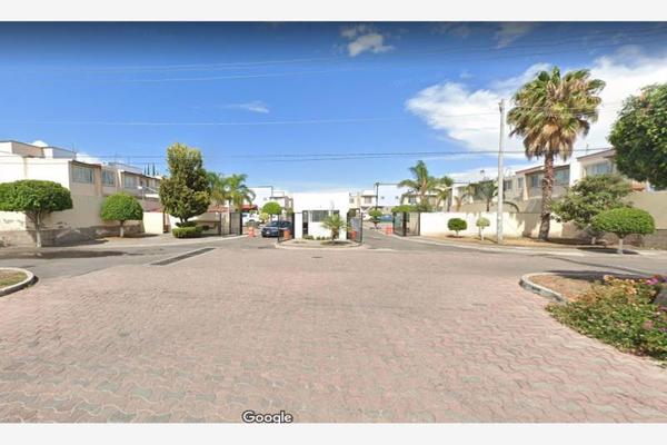 Foto de inmueble en BLVD HACIENDA LA GLORIA #1701, Col. Residencial Parque La Gloria C.P. 76177, Querétaro