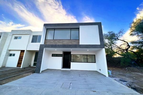 Foto de inmueble en Boulevard Juan Pablo II, Col. Jardines del Lago C.P. 20218, Aguascalientes