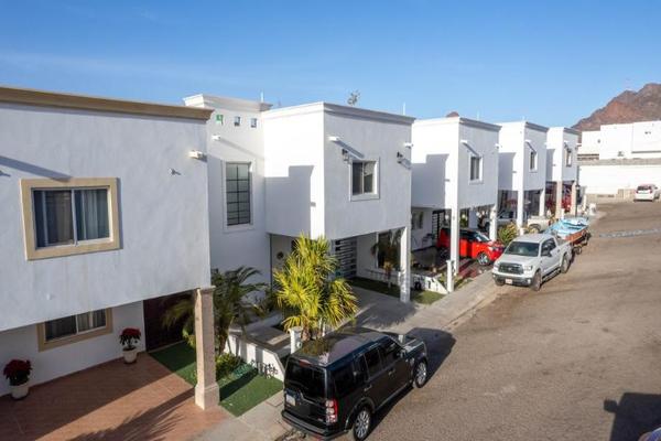 Foto de inmueble en BLVD LUIS ENCINAS #5, Col. Villas de Miramar C.P. 85455, Guaymas