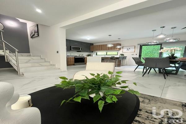 Foto de inmueble en Blvd Manuel J Clouthier #100, Col. Ampliación Guaycura C.P. 22214, Tijuana