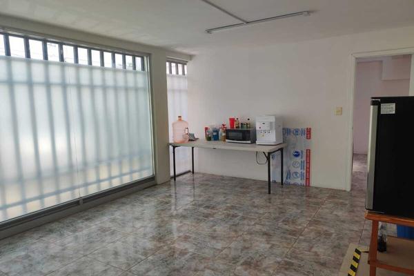 Foto de inmueble en BLVD MARIANO ESCOBEDO, Col. Andrade C.P. 37020, León