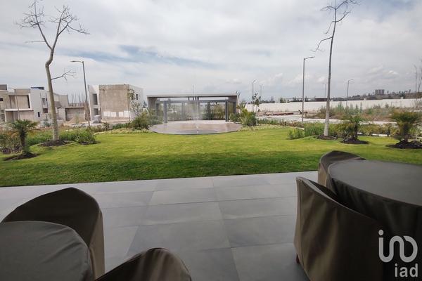 Foto de inmueble en Boulevard Metropolitano, Col. Vista Real y Country Club C.P. 76905, Corregidora