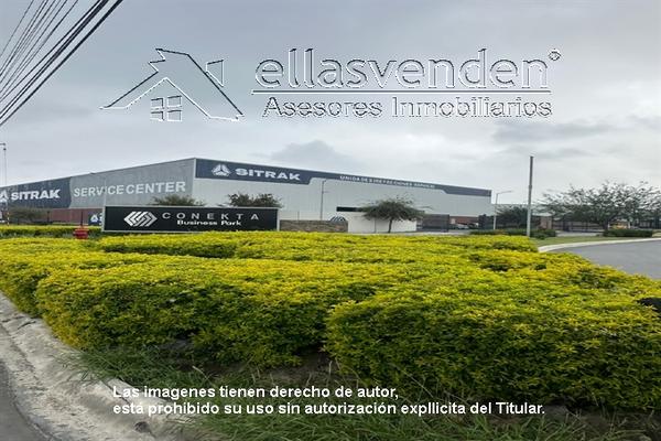 Foto de inmueble en Blvd. Miguel de la Madrid #1340, Col. Jardines Guadalupe C.P. 67116, Guadalupe