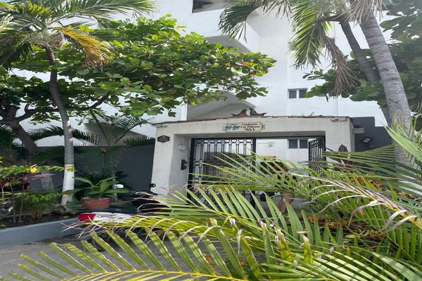 Foto de inmueble en Blvd Miguel de la Madrid, Col. Playa Azul C.P. 28218, Manzanillo