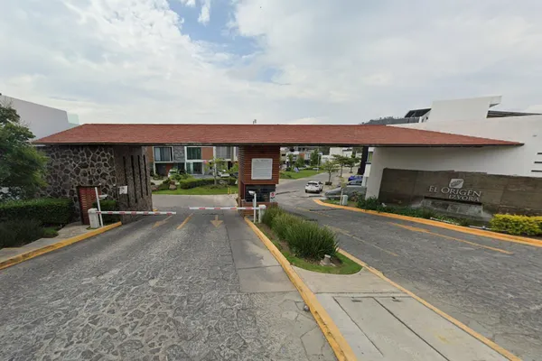 Foto de inmueble en Blvd. Paseo del Orige #500, Col. El Origen C.P. 45645, Tlajomulco de Zúñiga
