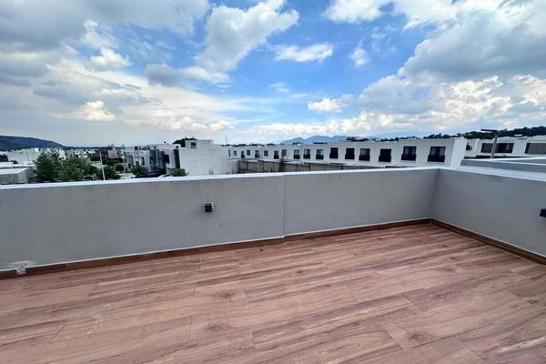 Foto de inmueble en Blvd. Paseo del Origen, Col. El Origen C.P. 45645, Tlajomulco de Zúñiga