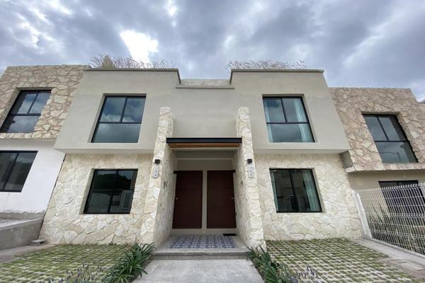 Foto de inmueble en Boulevard peña flor #100, Col. Ciudad del Sol C.P. 76116, Querétaro