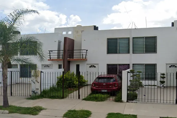 Foto de inmueble en Boulevard Perdigón #00, Col. Jardines de Los Naranjos C.P. 37210, León