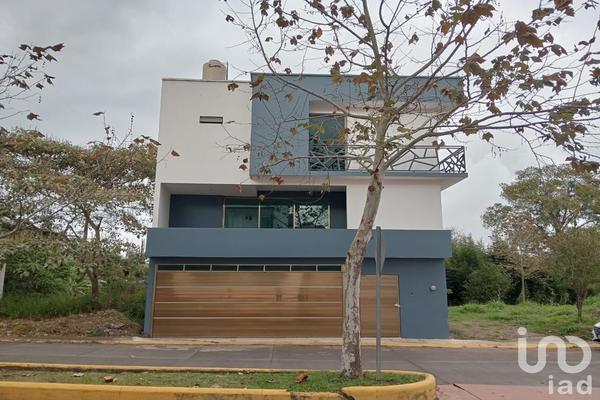 Foto de inmueble en Bulevar primavera #88, Col. Morada del Quetzal (Tres Pasos) C.P. 91637, Emiliano Zapata