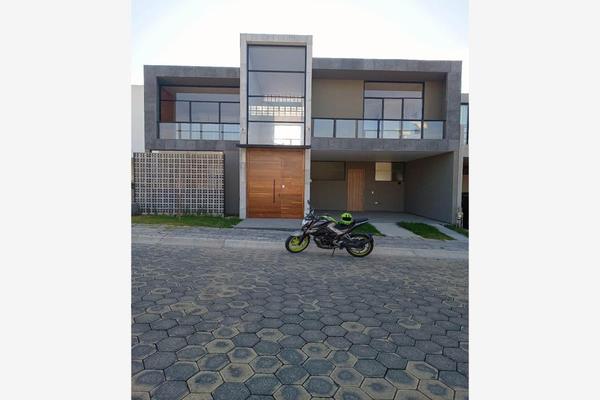 Foto de inmueble en Blvd. San Felipe, Col. Quetzalcoatl C.P. 72070, Puebla