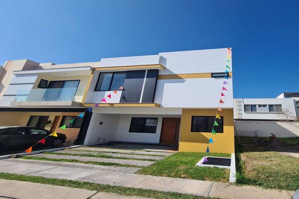 Foto de inmueble en Boulevard Santillana, Col. Coto Miraflores C.P. 45134, Zapopan