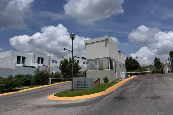 Foto de inmueble en Boulevard Senderos de Monteverde, Col. Senderos de Monte Verde C.P. 45646, Tlajomulco de Zúñiga