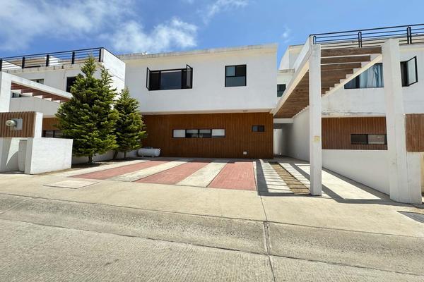 Foto de inmueble en BlVd Zertuche, Col. Carlos Pacheco (Ayuntamiento) C.P. 22898, Ensenada