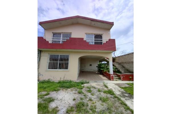 Foto de inmueble en  , Col. Bugambilias C.P. 91637, Emiliano Zapata