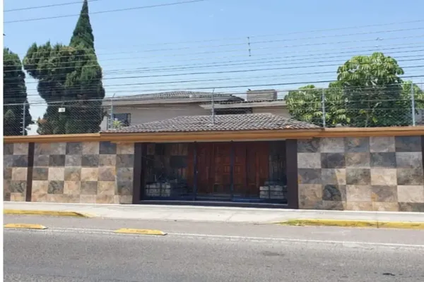 Foto de inmueble en  , Col. Bugambilias C.P. 72100, Puebla