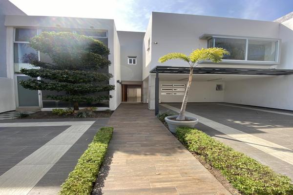 Foto de inmueble en  , Col. Bugambilias C.P. 45238, Zapopan