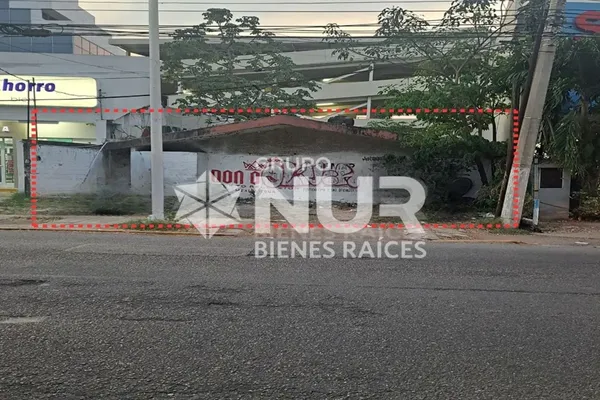 Foto de inmueble en Bulevard Adolfo Ruiz Cortinez #123, Col. Galaxia tabasco 2000 C.P. 86035, Centro
