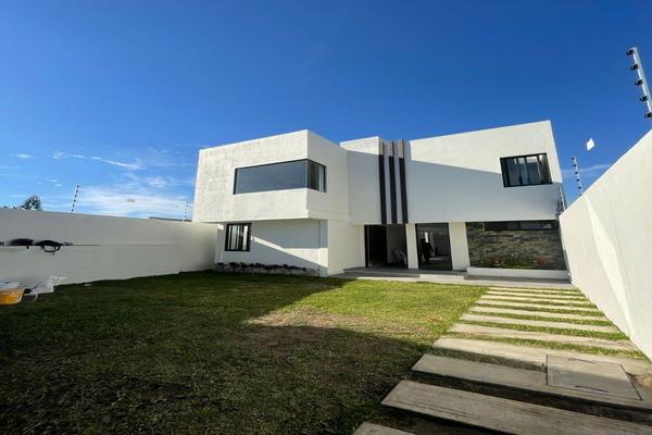 Foto de inmueble en BURGOS, Col. Burgos C.P. 62584, Temixco