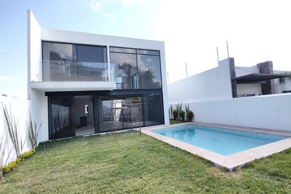 Foto de inmueble en  , Col. Burgos C.P. 62584, Temixco