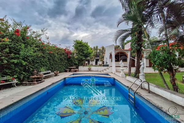 Foto de inmueble en  , Col. Burgos C.P. 62584, Temixco