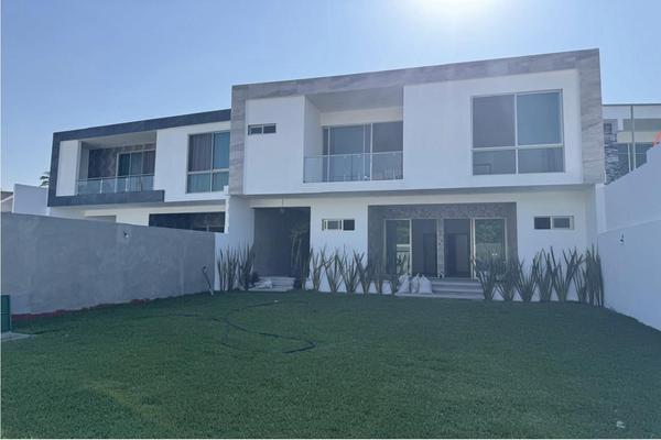 Foto de inmueble en  , Col. Burgos C.P. 62584, Temixco