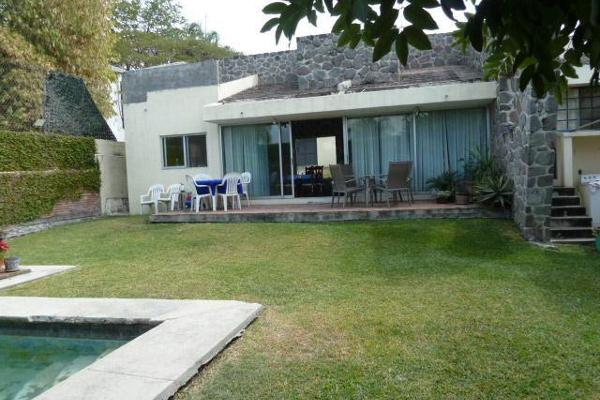 Foto de inmueble en  , Col. Burgos C.P. 62584, Temixco