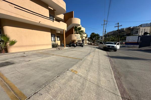 Foto de inmueble en C. Benito Juárez 113, Centro, Lienzo Charro, 23470 Cabo San Lucas, B.C.S., Col. Vía de Lerry C.P. 23470, Los Cabos