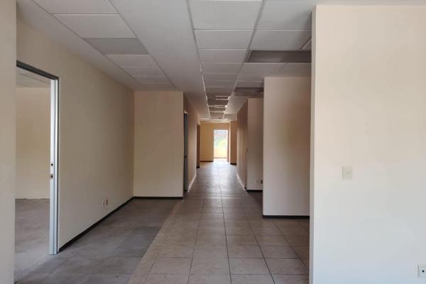 Foto de inmueble en Calle Cuauhtémoc, Col. Cantarranas C.P. 62448, Cuernavaca