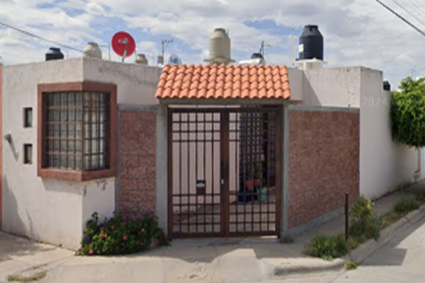 Foto de inmueble en Avenida de los Bosques #s/n, Col. Bosques de Jacarandas C.P. 78135, San Luis Potosí