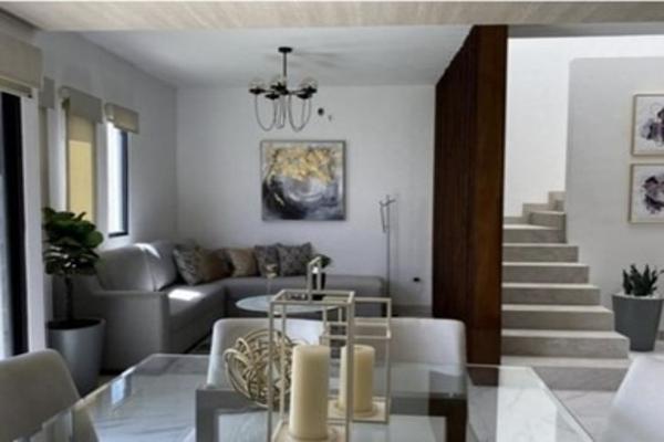 Foto de inmueble en Avenida San Isidro 978 #978, Col. San Isidro C.P. 27100, Torreón