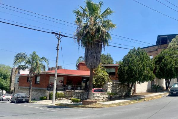Foto de inmueble en Primera Avenida, Col. Vista Hermosa C.P. 64620, Monterrey