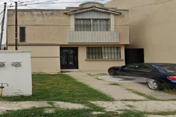 Foto de inmueble en LA MANCHA #s/n, Col. Portales de la Silla C.P. 67194, Guadalupe