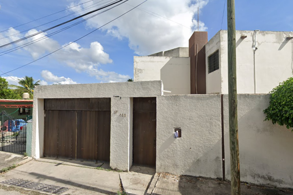 Foto de inmueble en Calle 37  #208, Col. Nueva Alemán C.P. 97145, Mérida