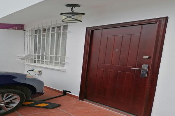 Foto de inmueble en Primera Privada de Huamúchil #128, Col. Santa Lucia Del Camino C.P. 71240, Santa Lucía del Camino